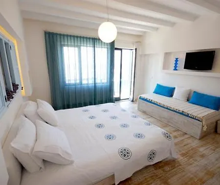 Bozcaada Limani Otel *