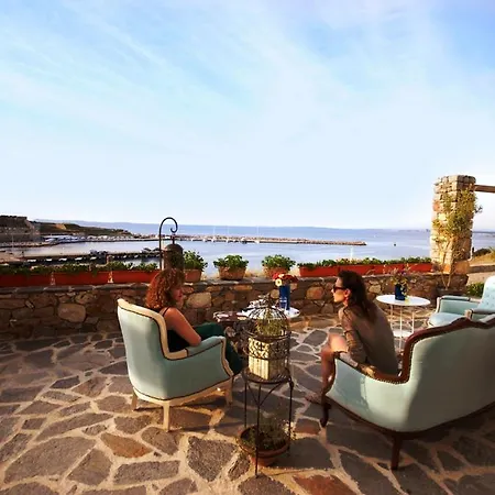 Bozcaada Limani Otel *
